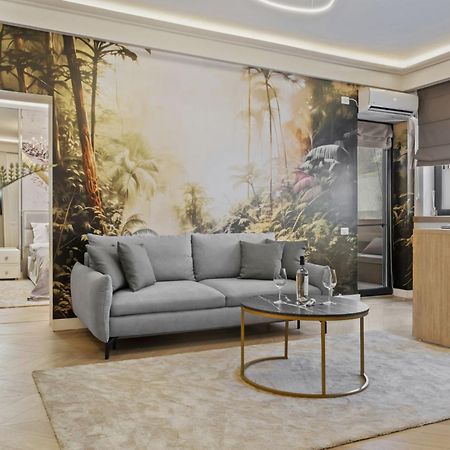 Central Two Rooms Apartment The Paradise Of Lights Bucarest Exterior foto