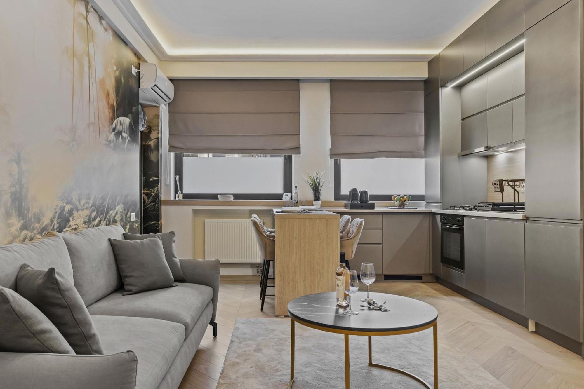 Central Two Rooms Apartment The Paradise Of Lights Bucarest Exterior foto